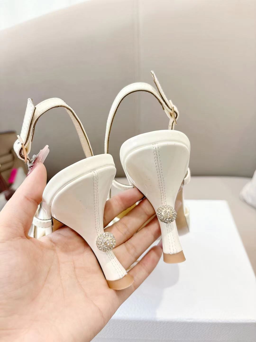 Women's high heels